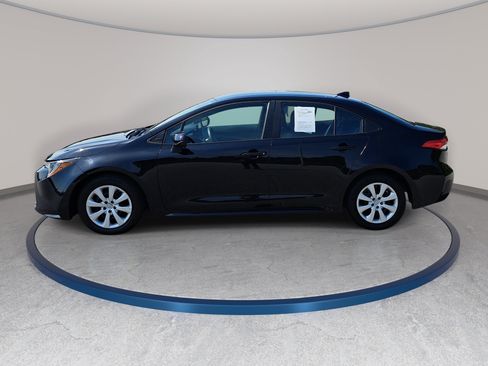 Used 2024 Toyota Corolla LE FWD image 8