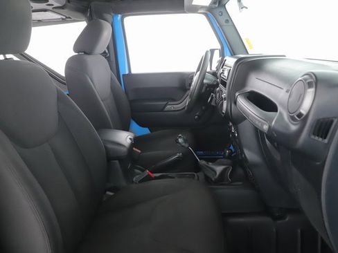 Used 2018 Jeep Wrangler Sport image 25