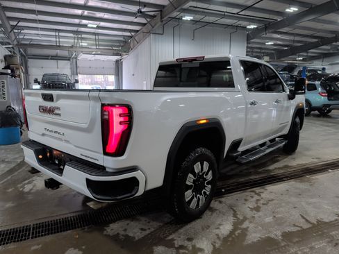 Used 2025 GMC Sierra 2500 Denali w/ Denali Reserve Package image 3