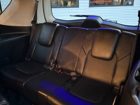 Used 2017 INFINITI QX80 Sport Utility 4D image 13