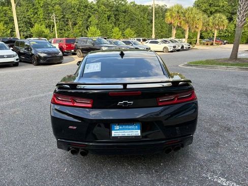 Used 2016 Chevrolet Camaro SS RWD image 4
