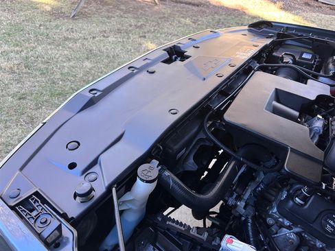 Used 2018 Chevrolet Silverado 1500 LT w/ All Star Edition image 59