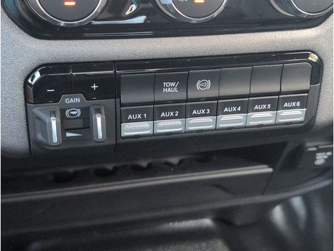 New 2026 RAM 2500 Tradesman w/ Chrome Appearance Group image 19