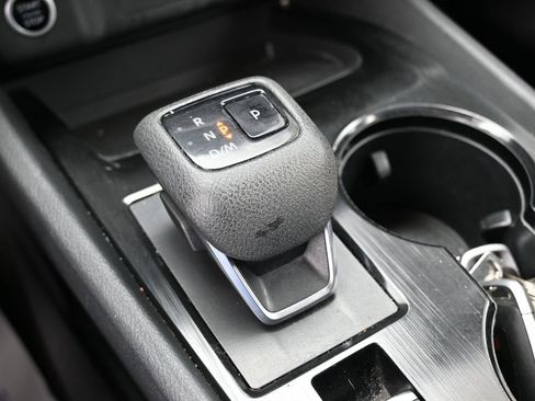 Used 2023 Nissan Rogue S FWD image 25