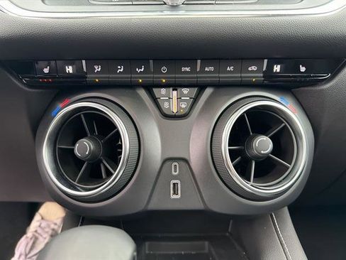 Certified 2025 Chevrolet Blazer LT w/ Sound & Technology Package image 39