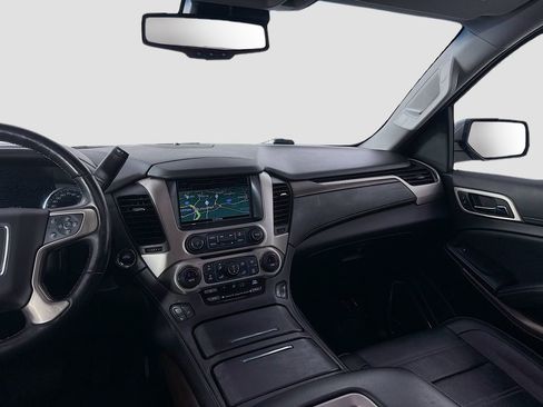 Used 2019 GMC Yukon Denali w/ Open Road Package AWD/4WD image 30