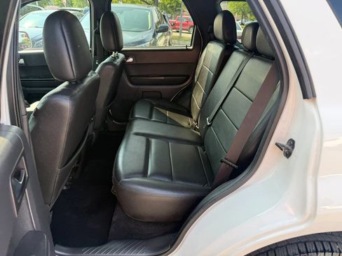 Used 2010 Ford Escape Limited FWD image 27