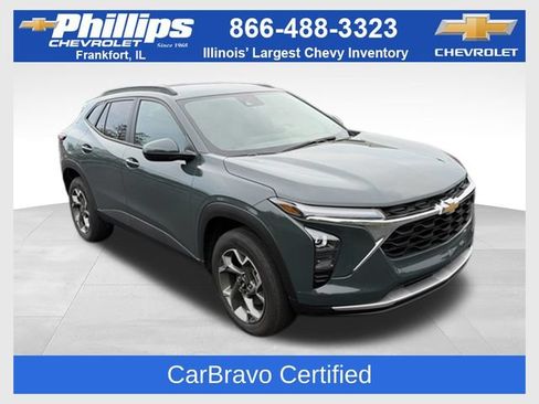 Used 2025 Chevrolet Trax LT w/ LT Convenience Package FWD image 1