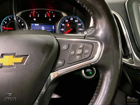 Used 2019 Chevrolet Equinox LT image 24
