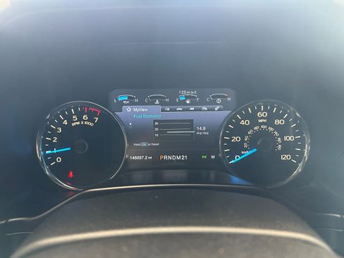Used 2016 Ford F150 Lariat w/ Equipment Group 502A Luxury AWD/4WD image 25