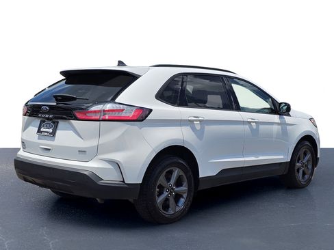 Used 2023 Ford Edge SEL w/ Sport Appearance Package AWD/4WD image 8