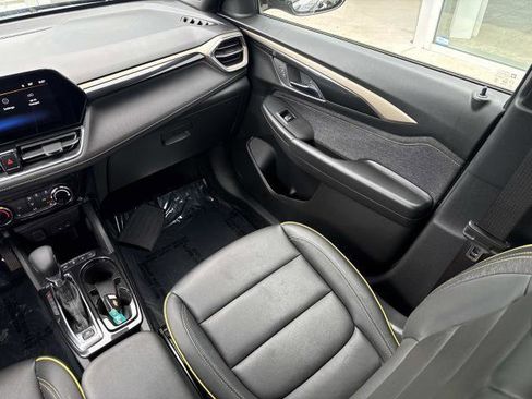 Used 2025 Chevrolet TrailBlazer ACTIV w/ Driver Confidence Package AWD/4WD image 27
