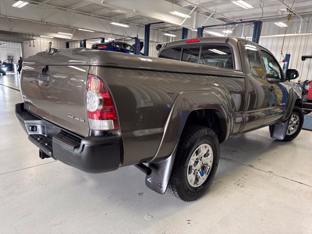 Used 2015 Toyota Tacoma 4x4 Access Cab V6 w/ SR5 Package image 12