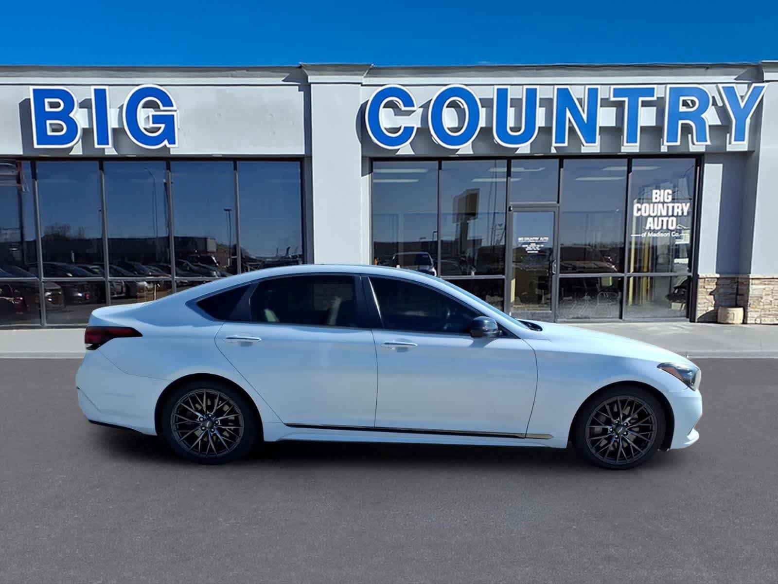Used 2018 Genesis G80 3.3T Sport RWD image 4