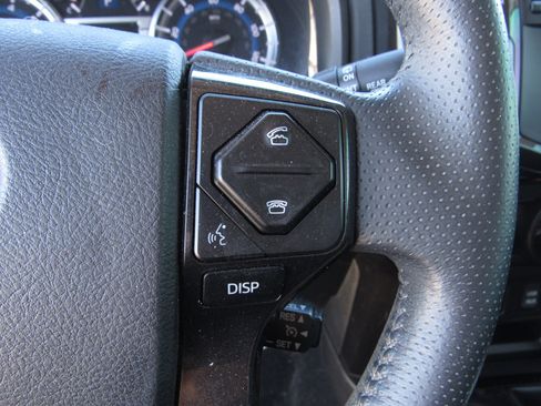 Used 2019 Toyota 4Runner TRD Off-Road image 25