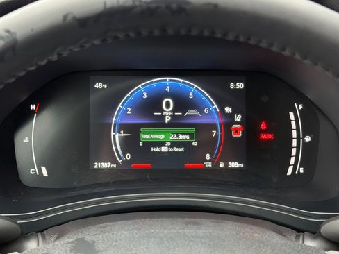 Certified 2025 Toyota Grand Highlander AWD image 24