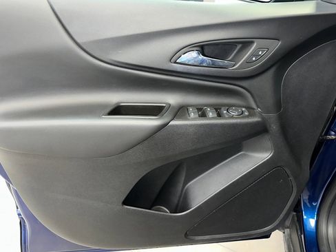 Used 2022 Chevrolet Equinox LT w/ LPO, Floor Liner Package image 4