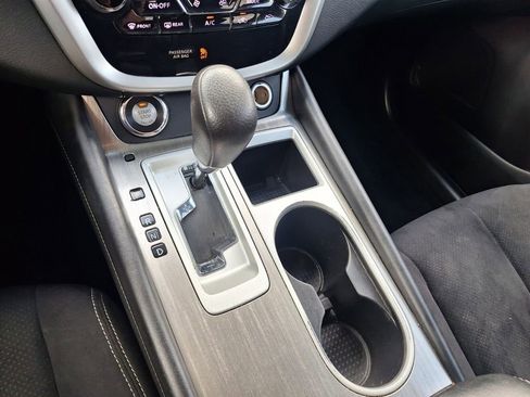 Used 2018 Nissan Murano S image 13