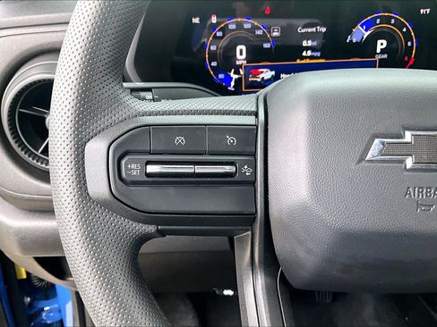 Used 2025 Chevrolet Colorado Trail Boss AWD/4WD image 20