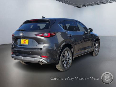 New 2025 MAZDA CX-5 Signature image 4