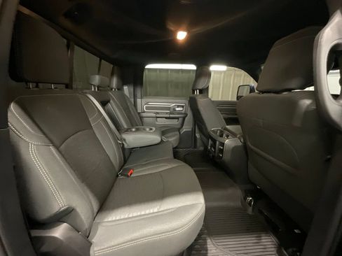 Used 2025 RAM 3500 Big Horn AWD/4WD image 19