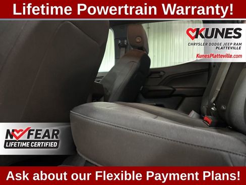 Used 2024 Chevrolet Colorado Trail Boss w/ Technology Package image 19