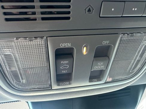 Used 2019 Honda CR-V EX-L image 45