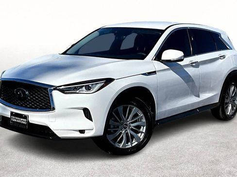 Certified 2025 INFINITI QX50 Pure image 14
