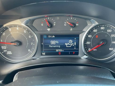 Used 2024 GMC Terrain SLE image 12