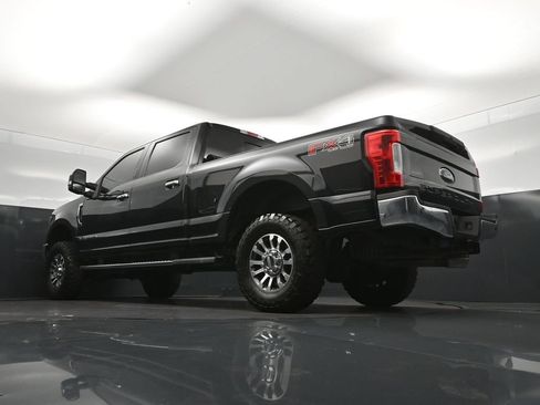 Used 2019 Ford F250 Lariat w/ Lariat Ultimate Package AWD/4WD image 40