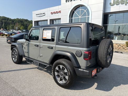 Used 2018 Jeep Wrangler Unlimited Sport S AWD/4WD image 12