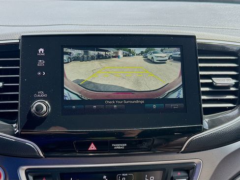 Certified 2024 Honda Passport EX-L image 13