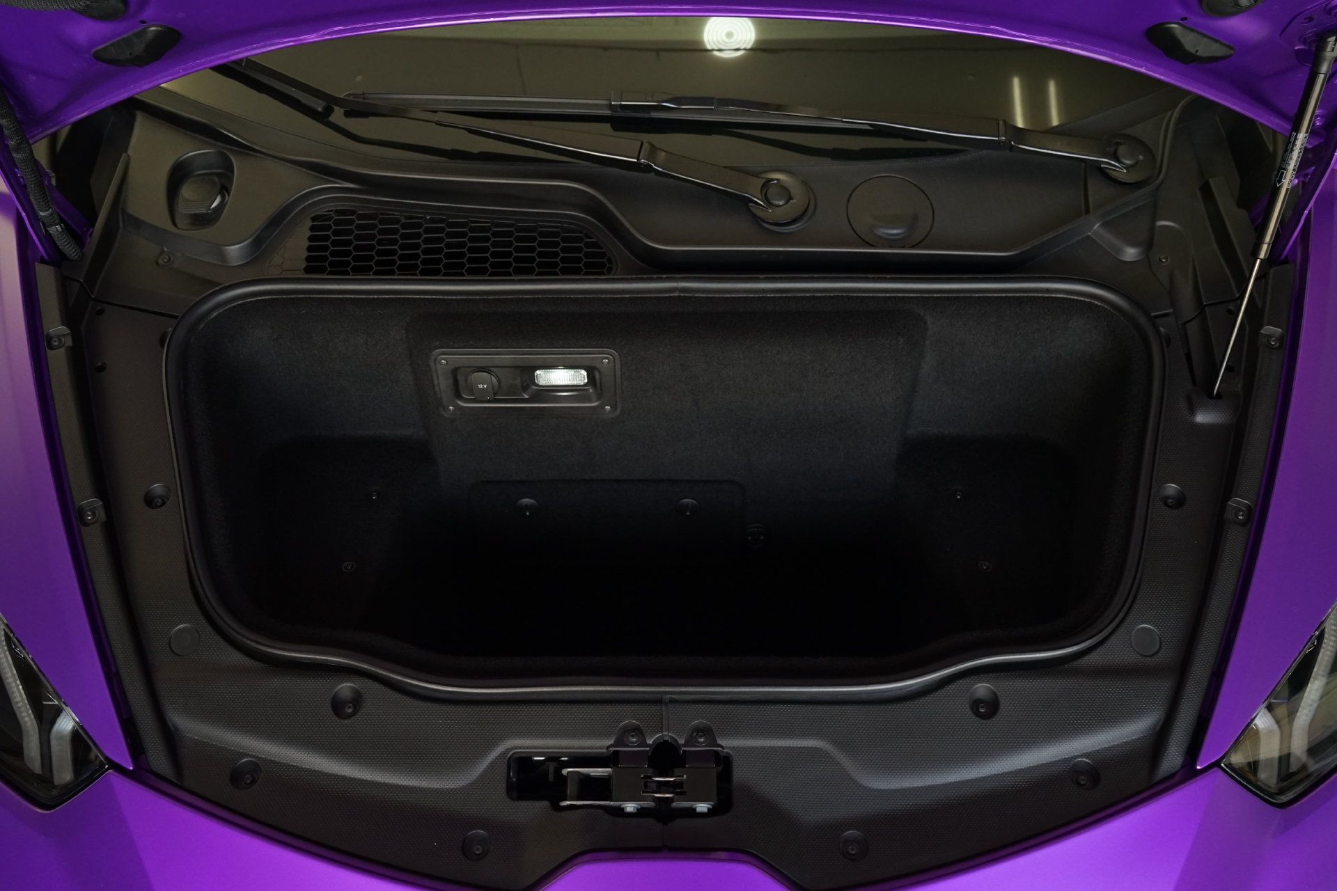 Used 2023 Lamborghini Huracan EVO RWD image 18