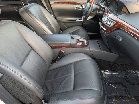 Used 2008 Mercedes-Benz S 550 4MATIC image 12