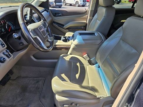 Used 2019 GMC Yukon SLT w/ Open Road Package image 7