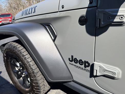 Certified 2022 Jeep Wrangler Unlimited Sport AWD/4WD image 34