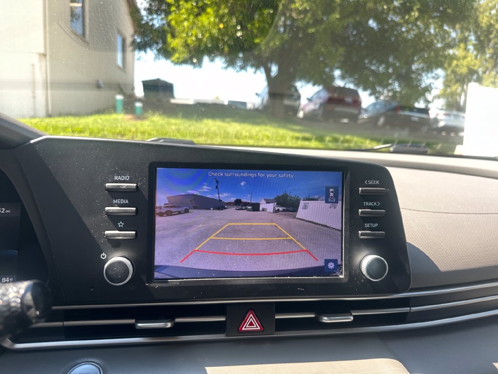 Used 2023 Hyundai Elantra SEL FWD image 18