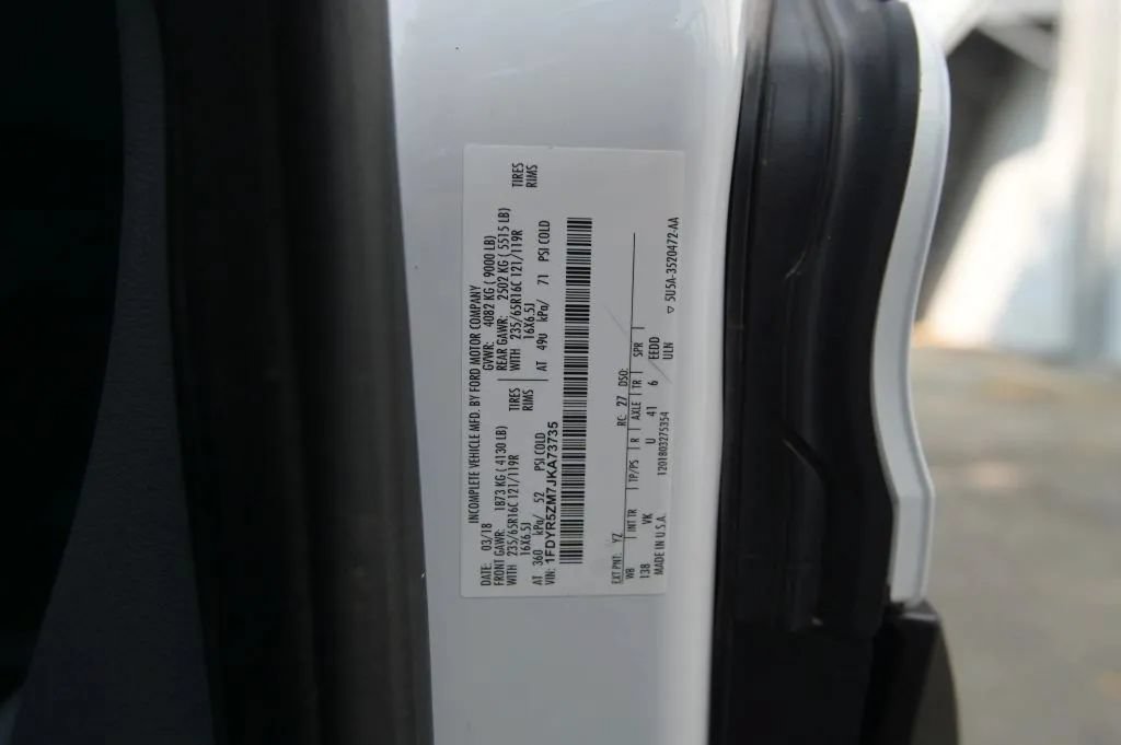 Used 2018 Ford Transit 250 138 RWD image 22