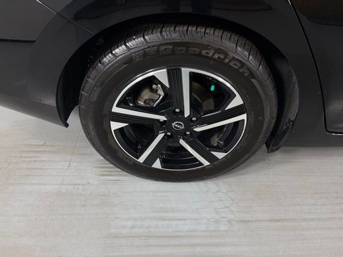 Used 2024 Nissan Sentra SV image 13