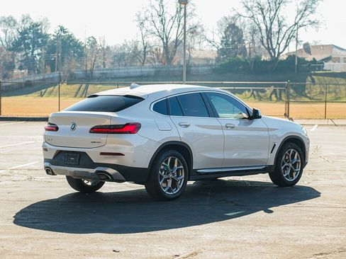 Used 2023 BMW X4 xDrive30i w/ Premium Package image 5