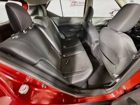 Certified 2021 Nissan Kicks SV FWD image 26