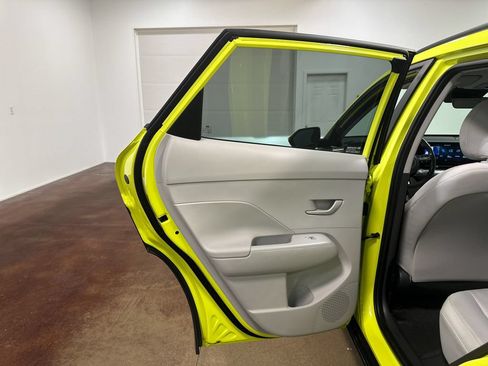 Used 2025 Hyundai Kona SEL FWD image 72