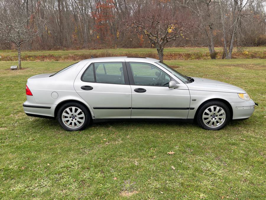 Used 2003 Saab 9-5 Linear FWD image 32