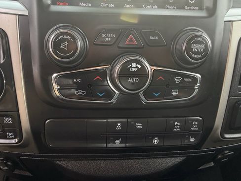 Used 2018 RAM 1500 Big Horn image 14