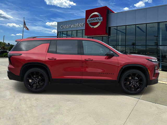 Used 2024 Chevrolet Traverse RS w/ LPO, Floor Liner Package FWD image 3