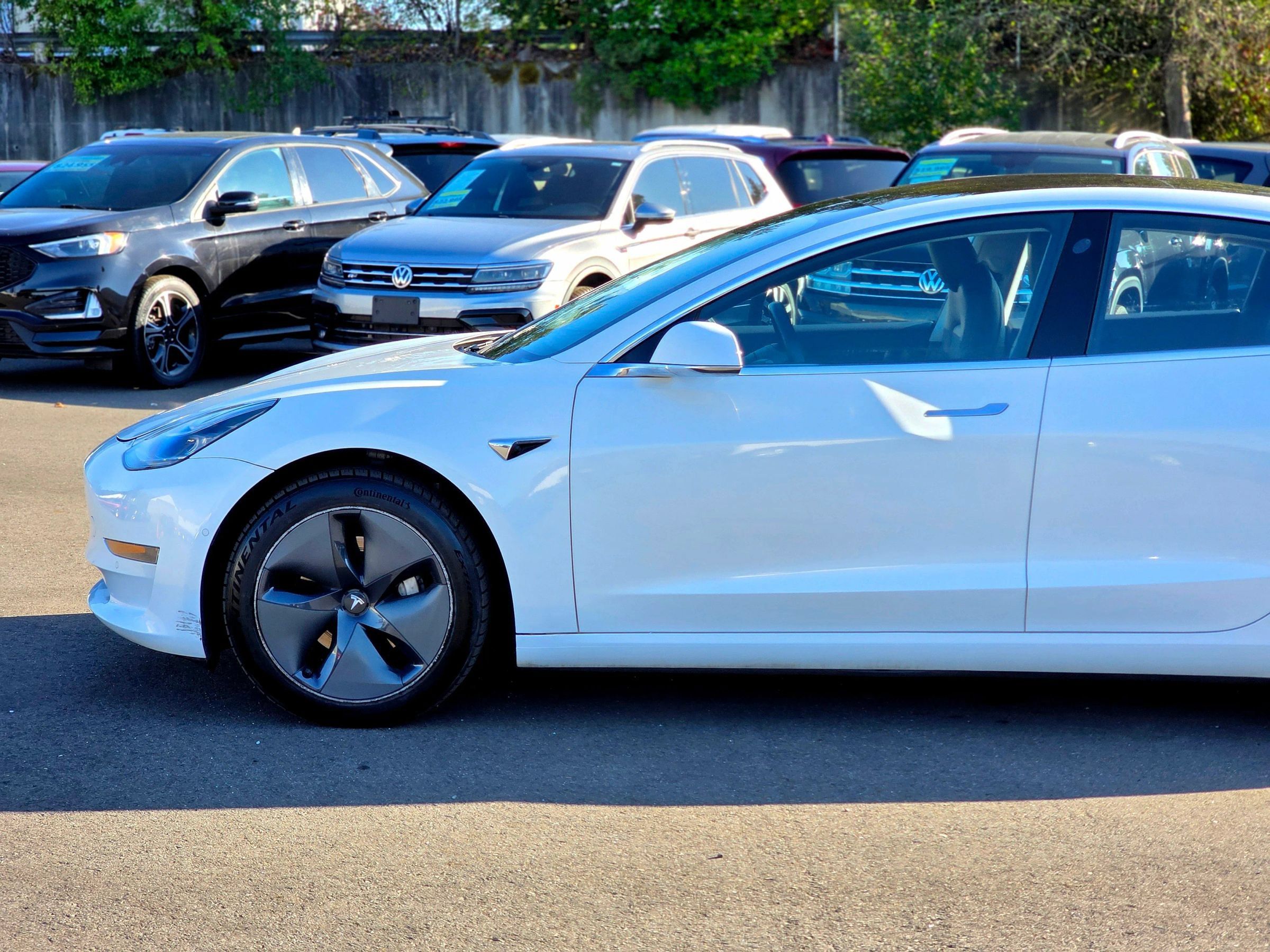 Used 2018 Tesla Model 3 Long Range AWD/4WD image 6