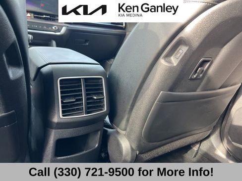 Certified 2025 Kia Sportage EX w/ Premium Package image 47
