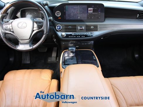 Used 2021 Lexus LS 500h RWD image 21
