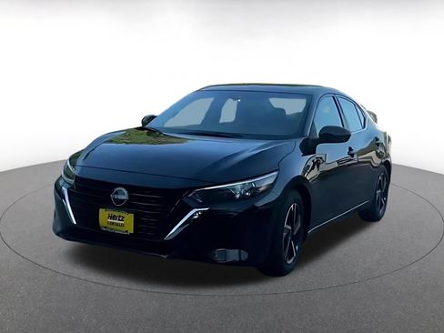 Used 2025 Nissan Sentra SV FWD image 5