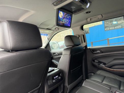Used 2016 Chevrolet Suburban LT image 14